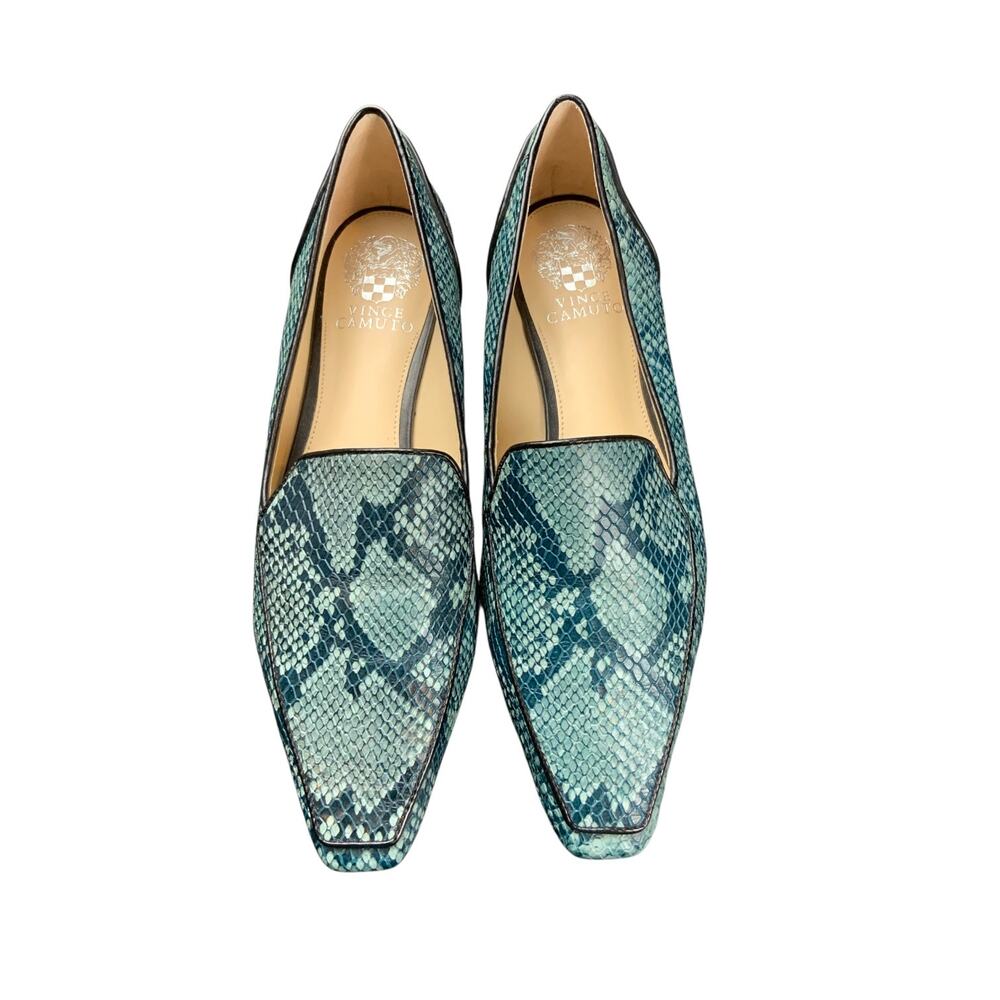 Vince Camuto Kalassa Loafers NWOT Womens 9.5M Teal Snakeskin Leather Flats